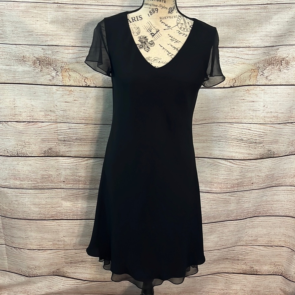 Jones NY LBD Little Black Dress Cocktail Sheer Silk Sleeves & Hem V-neck Size 8